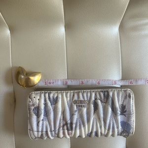 Rare Guess Ruched bag and wallet